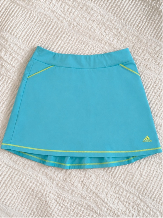 adidas Pants - Adidas Aqua Blue Tennis Skort Skirt Shorts Women’s Small Neon Trim Pockets